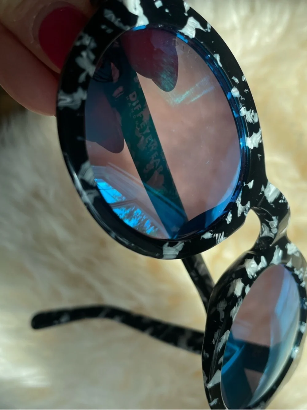 Diff Eyewear Dime II Black White Round Horn Sunglasses Mirrored Blue Brown Lens